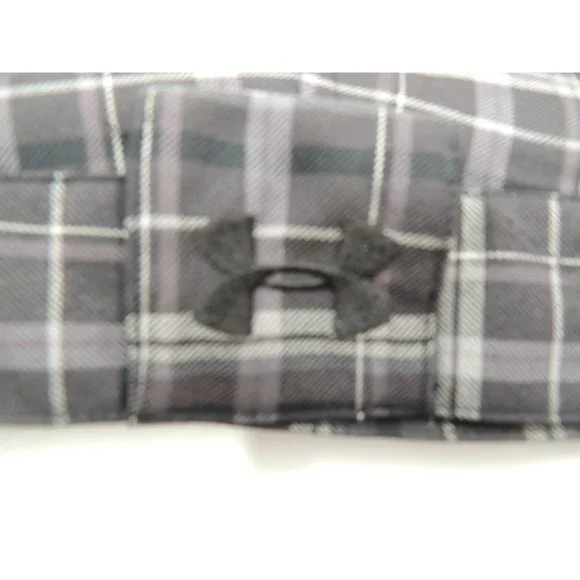 Under Armor Mens Golf Shorts size 38R - Picture 3 of 4